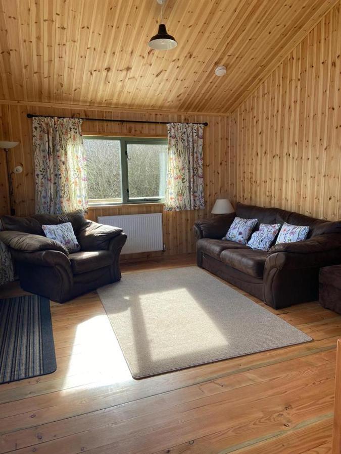 Rural Wood Cabin - Less Than 3 Miles From St Ives Hikkaduwa Dış mekan fotoğraf