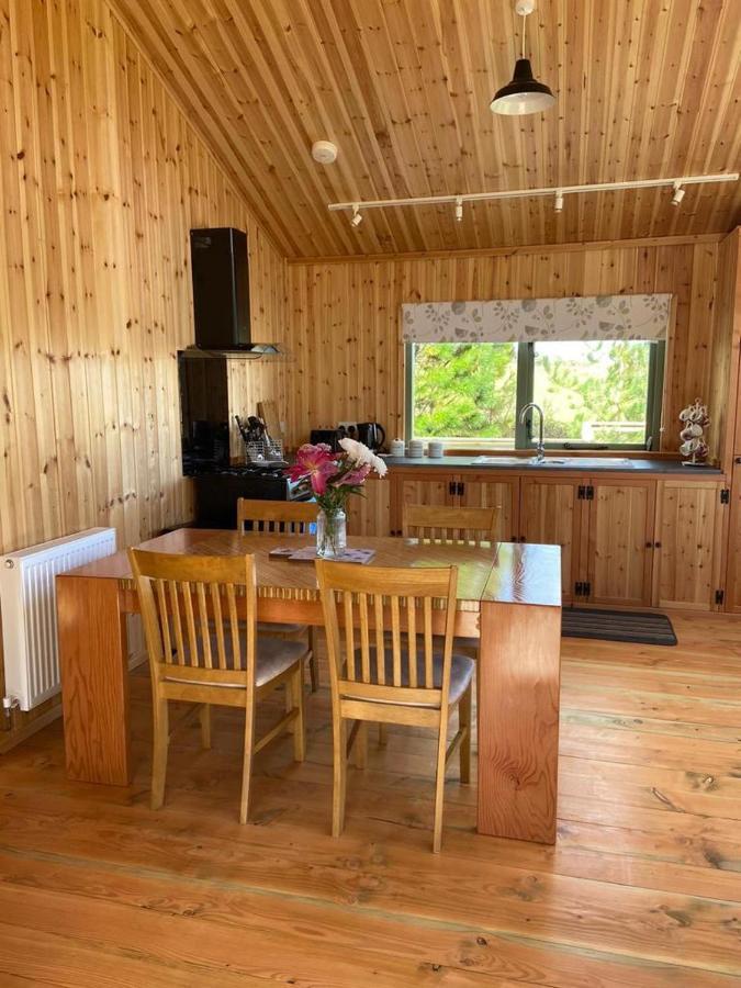 Rural Wood Cabin - Less Than 3 Miles From St Ives Hikkaduwa Dış mekan fotoğraf